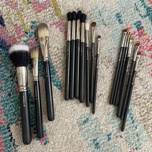 Mac brush bundle